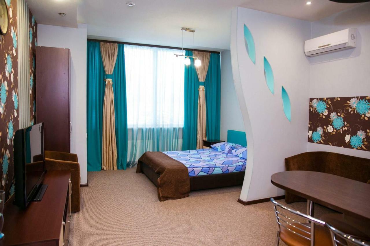 Siesta Hotel Kharkov Luaran gambar